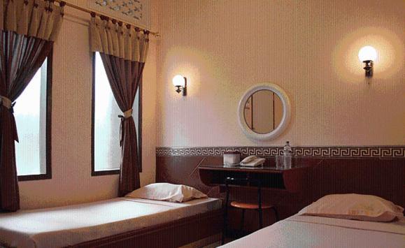 Patria Garden Hotel Blitar Quarto foto